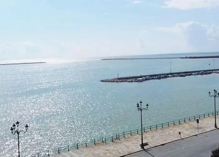 A 4 Passi Dal Mare *